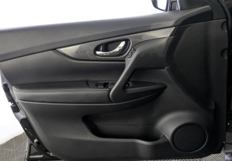Подержанный автомобиль Nissan X-Trail 2019 года (12 фото)