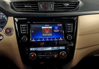 Подержанный автомобиль Nissan X-Trail 2021 года (14 фото)