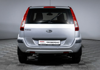 Подержанный автомобиль Ford Fusion 2007 года (6 фото)