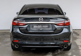 Подержанный автомобиль Mazda 6 Sedan 2020 года (6 фото)