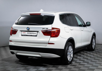 Подержанный автомобиль BMW X3 2012 года (5 фото)
