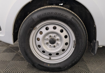 Подержанный автомобиль LADA (ВАЗ) Granta Liftback 2024 года (12 фото)