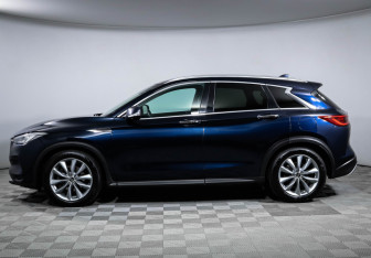 Подержанный автомобиль Infiniti QX50 2018 года (8 фото)