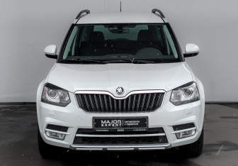 Подержанный автомобиль Skoda Yeti 2017 года (2 фото)