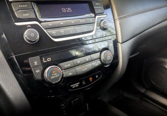 Подержанный автомобиль Nissan Qashqai 2020 года (25 фото)