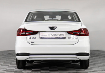 Подержанный автомобиль Jetta VA3 2022 года (6 фото)