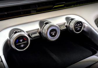 Подержанный автомобиль Exeed RX 2023 года (28 фото)