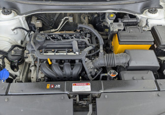 Подержанный автомобиль Kia Rio Hatchback 2021 года (9 фото)