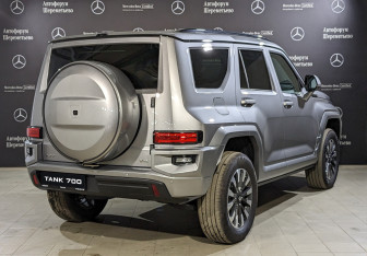 Новый Tank 700 2025 (2 фото)