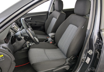 Подержанный автомобиль Kia Ceed Wagon 2011 года (20 фото)