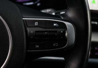 Подержанный автомобиль Kia Sportage 2023 года (28 фото)