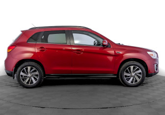 Подержанный автомобиль Mitsubishi ASX 2014 года (4 фото)