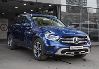 Подержанный автомобиль Mercedes-Benz GLC Coupe 2019 года (3 фото)