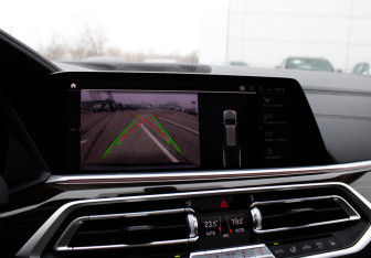 Подержанный автомобиль BMW X7 2020 года (30 фото)