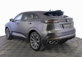 Подержанный автомобиль Changan UNI-K 2023 года (7 фото)