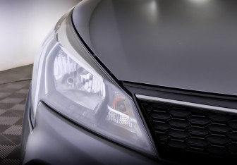 Подержанный автомобиль Kia Rio Hatchback 2021 года (17 фото)