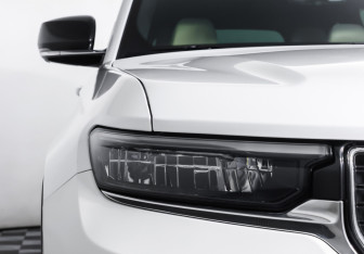 Подержанный автомобиль Jeep Grand Cherokee 2023 года (27 фото)