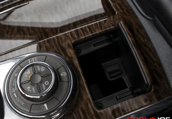 Подержанный автомобиль Nissan Patrol 2013 года (24 фото)