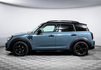 Подержанный автомобиль MINI Countryman 2021 года (8 фото)