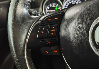 Подержанный автомобиль Mazda CX-5 2013 года (14 фото)