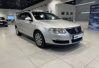 Подержанный автомобиль Volkswagen Passat Wagon 2007 года (3 фото)