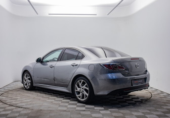 Подержанный автомобиль Mazda 6 Sedan 2010 года (7 фото)