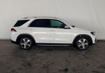 Подержанный автомобиль Mercedes-Benz GLE 2020 года (7 фото)