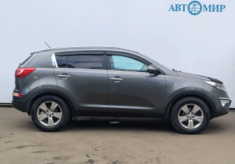 Подержанный автомобиль Kia Sportage 2011 года (4 фото)