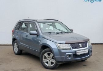 Подержанный автомобиль Suzuki Grand Vitara 2006 года (3 фото)