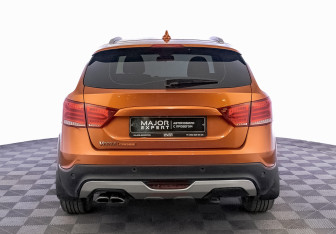 Подержанный автомобиль LADA (ВАЗ) Vesta Wagon 2021 года (6 фото)