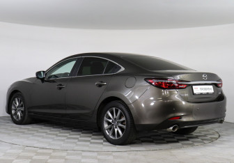 Подержанный автомобиль Mazda 6 Sedan 2020 года (7 фото)