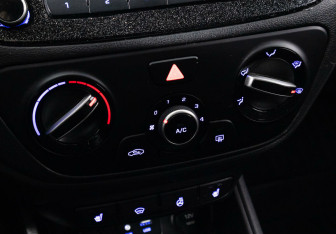 Подержанный автомобиль Hyundai Solaris Sedan 2018 года (9 фото)