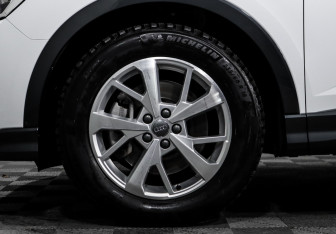 Подержанный автомобиль Audi Q3 Sportback 2020 года (14 фото)