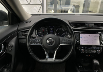 Подержанный автомобиль Nissan X-Trail 2019 года (15 фото)