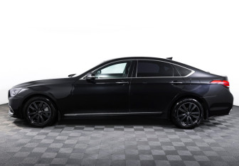 Подержанный автомобиль Genesis G80 2018 года (8 фото)