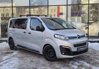 Подержанный автомобиль Citroen SpaceTourer 2021 года (3 фото)