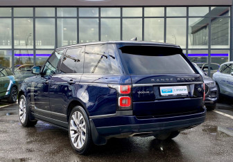 Подержанный автомобиль Land Rover Range Rover 2018 года (8 фото)