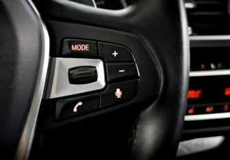 Подержанный автомобиль BMW X4 2019 года (29 фото)