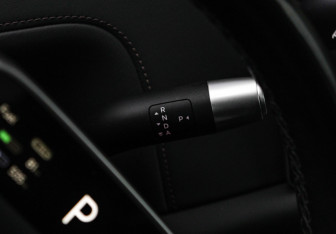 Подержанный автомобиль LiXiang L9 2024 года (25 фото)