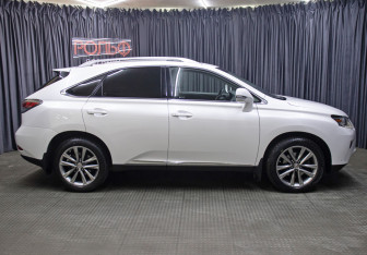 Подержанный автомобиль Lexus RX 2015 года (4 фото)