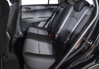 Подержанный автомобиль Hyundai Creta 2019 года (10 фото)