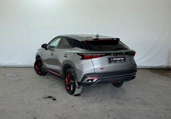 Подержанный автомобиль Omoda C5 2023 года (7 фото)