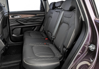 Подержанный автомобиль Exeed VX 2022 года (18 фото)