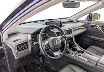 Подержанный автомобиль Lexus RX 2018 года (16 фото)