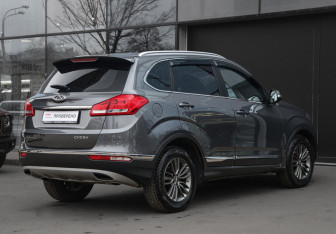 Подержанный автомобиль Chery Tiggo 5 2018 года (5 фото)