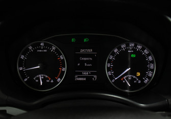 Подержанный автомобиль Skoda Octavia Liftback 2012 года (13 фото)