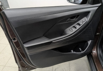Подержанный автомобиль Hyundai Creta 2021 года (18 фото)