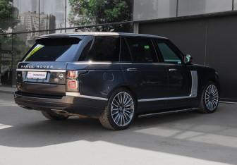 Подержанный автомобиль Land Rover Range Rover 2020 года (4 фото)