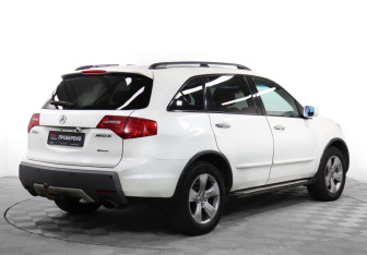 Подержанный автомобиль Acura MDX 2009 года (5 фото)
