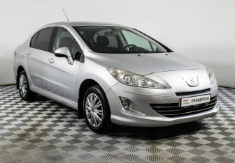 Подержанный автомобиль Peugeot 408 2012 года (3 фото)
